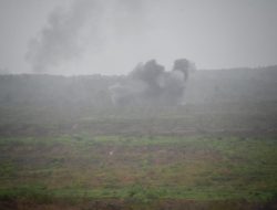 Pesawat F-16 TNI AU Laksanakan Serangan Udara Langsung di Latihan TNI Terintegrasi