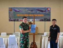 Sukhoi Su 27/30 Skadron Udara 11 Paksa Mendarat Pesawat Asing di Lanud Sultan Hasanuddin