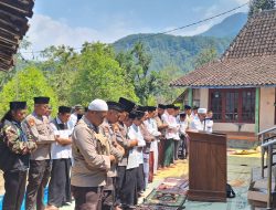 Kemarau Panjang di Ngawi, Warga Jogorogo Gelar Salat Istisqa