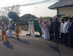 Beri Rasa Aman, Polsek Kenduruan Polres Tuban Kawal dan Pengamanan Pawai Ta’aruf Hari Santri Nasional