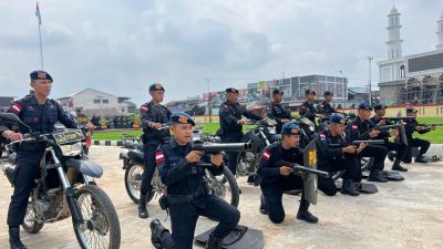 Satbrimob Polda Kalbar Tingkatkan Latihan Siap Amankan Aksi Unjuk Rasa Dilapangan