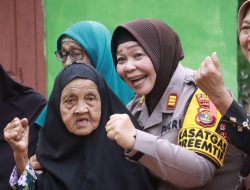 Silaturahmi Kapolres AKBP Yusriandi Yusrin dengan Warakawuri di Perum Trans Polri