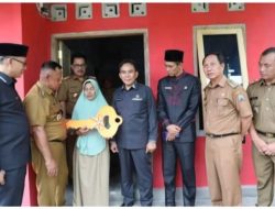 Bupati Lampung Selatan Resmikan Hasil Bedah Rumah melalui CSR, di Kecamatan Rajabasa