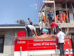 Benerin Atap Rumah, Salah Satu Orang Tersengat Listrik dan Meninggal Dunia