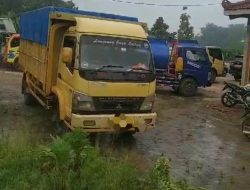 Antrian Panjang Minyak Mentah di Desa Plantungan Semakin Membabibuta