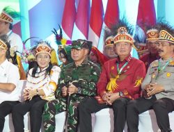 Panglima TNI Mendampingi Presiden Joko Widodo Acara Puncak Hari Anak Nasional Ke-40