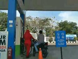 Tangki Motor Modifikasi Modus Penimbunan Pertalite