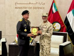 Kunjungan Kerja Ke Timur Tengah, Panglima TNI Bertemu Panglima Militer Uni Emirat Arab