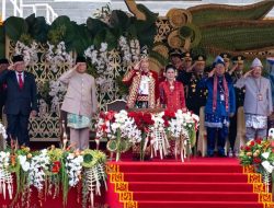 Panglima TNI Hadiri Upacara Penurunan Bendera Sang Merah Putih di Istana Negara, IKN