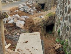 Pembangunan Tembok Penahan Tanah (TPT) Baru Sebagai Bentuk Bukti komitmen Pemerintah Desa