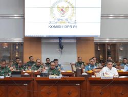 Panglima TNI dan Wamenhan RI Hadiri Rapat Kerja Bersama Komisi I DPR RI Bahas RKA Tahun 2025