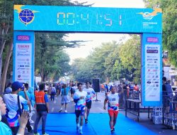 Danlanud Sultan Hasanuddin Melepas Peserta Lomba OBU 5 Run Tahun 2024 Dalam Rangka Peringatan Harhubnas