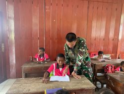 Pentingnya Cinta NKRI, Satgas Yonif 762/VYS Bekali Wasbang Siswa SD YPPK Efata Kocuwer
