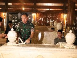 Panglima TNI Laksanakan Ziarah ke Makam Presiden RI ke-2