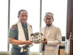 Panglima TNI Kunjungi Pondok Pesantren MIRA Institute di Pandeglang Banten