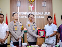 Kapolrestabes Surabaya Gelar Silaturahmi ke KPU, Bawaslu, Bahas Dinamika Pilkada 2024 serta Cek Kesiapan Logistik
