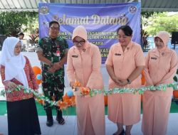 Danlanud Bersama Ketua Yasarini Pengurus Cabang Lanud Sultan Hasanuddin Resmikan Aula TK Angkasa 3 Lanud Sultan Hasanuddin