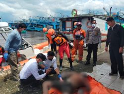 Polisi Lakukan Penyelidikan Identitas Penemuan Mayat Yang Mengapung di Sungai