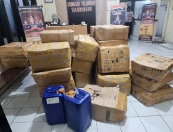 Polresta Banyuwangi Amankan Ribuan Botol Miras Ilegal Hasil Cipta Kondisi Pasca Nataru