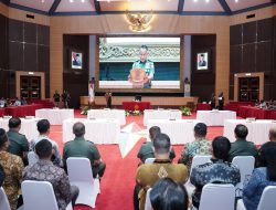 Irjen TNI Pimpin Penandatanganan Kontrak Pengadaan Barang dan Jasa Secara Kolektif UO Mabes TNI TA 2025