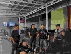 Sempat Bacok Mobil Polisi, Pelajar yang hendak tawuran diamankan bersama Dua Sajam