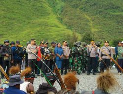 Dansatgas Pamtas RI-PNG Kewilayahan Yonif 112/DJ, Kapolres dan Bupati Puncak Jaya Dampingi Kapolda Papua Tengah