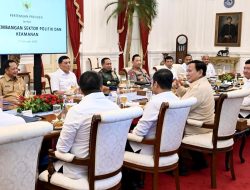 Panglima TNI Hadiri Rapat Terbatas dan Makan Siang Bersama Presiden RI, Bahas Isu Strategis