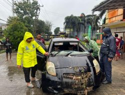Warga Bandar Lampung Tewas Terseret Banjir, Terjebak dalam Mobil hingga Masuk Drainase