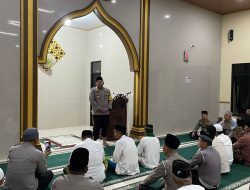 Kapolres Lampung Selatan Gelar Safari Subuh Masjid Muhlisin Lakar, Kelurahan Way Urang