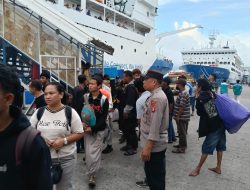 Mudik Aman, Keluarga Nyaman: Polisi Maksimalkan Pengamanan dan Pelayanan di Pelabuhan Makassar