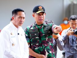 Solusi Sampah Kekinian, Panglima TNI dan Wali Kota Palembang Bahas Mesin Olah Sampah