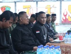 Personel Satgas Yonif 112/DJ Buka Puasa Bersama di Pos Kottis Yonif 715/Motuliato