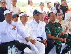 Perkuat Kolaborasi dan Swasembada Pangan Nasional, Panglima TNI Dampingi Presiden RI Panen Raya Serentak