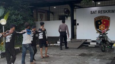 Sat Samapta Polres Pelabuhan Tanjung Perak Amankan 11 Remaja Hendak Tawuran