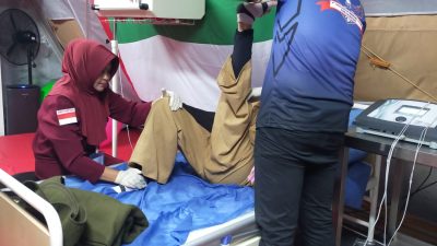 Peduli Kemanusiaan, Tenaga Kesehatan TNI Tangani Korban Gaza Di Mesir