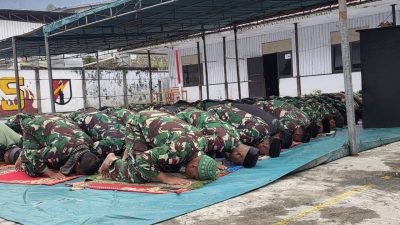 Satgas Yonif 715/Mtl Rayakan Idul Fitri 1446 H Dengan Khusyuk di Daerah Penugasan
