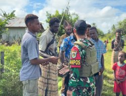 Satgas Yonif 312/KH Hadiri Adat Sidi, Satukan Hati dengan Masyarakat Tomerau