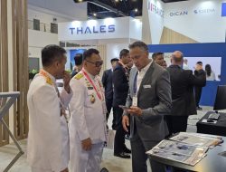 Bakamla RI Courtesy Call dengan Commandant SPCG di IMDEX Asia 2025