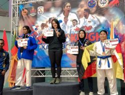 Bripda Jessica, Polwan di Polda Riau, Sabet Medali Emas Kejuaraan Karate di Malaysia