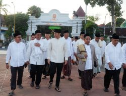 Bupati dan Forkompimda Tuban Ikuti Salat Iduladha di Masjid Agung Tuban