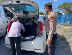 Polres Sampang Sosialisasi Terkait dengan Over Loading dan Over Dimensi Pada Kendaraan