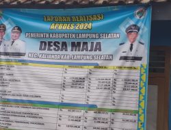 Bendera Merah Putih Diganti Daun, Kades Maja Kalianda Lamsel Nyalahin Warganya “Bibit Coklat Diselewengkan Terstruktur Sama Anaknya Juga”