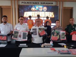 Polrestabes Surabaya Tangkap Empat Pelaku Penganiayaan dan Perusakan Mobil Usai Anniversary Persebaya