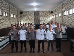 Ketua PN Kalianda Berikan Materi Sosialisasi KUHP Baru kepada Jajaran Polres Lampung Selatan