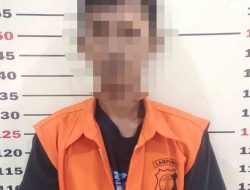 Tekab 308 Polsek Kalianda Tangkap Karyawan Gelapkan Pakan Udang di Way Muli