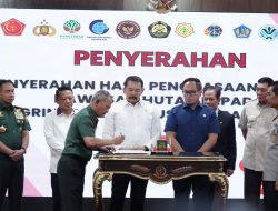 TNI Tegas Hadapi Perambah Hutan Ilegal