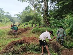 Karya Bakti Merah Putih Satgas 126 dan Warga Umap: Kerja Bareng, Ngopi Bareng