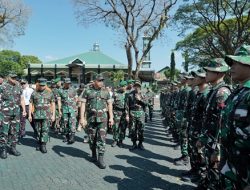 Pangkogabwilhan II Cek Langsung Kesiapan Batalyon Komposit PRCPB Kodam XIV/Hsn