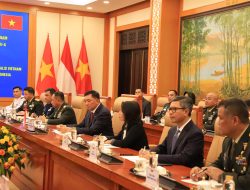 Panglima TNI dan Menhan RI Perkuat Kerja Sama Pertahanan Dengan Vietnam