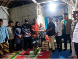 “Gercep Plt Camat Merbau Mataram Fasilitasi Bantuan Forum CSR untuk RumahTidakLayak Huni”